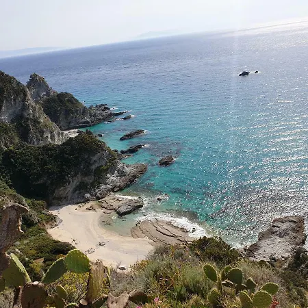 In Affitto In Calabria Case Vacanza In Calabria Villino Annamaria Ricadi
