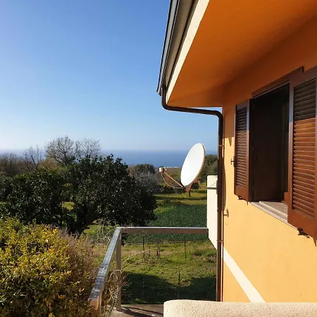 Appartamento In Affitto In Calabria Case Vacanza In Calabria Villino Annamaria Ricadi